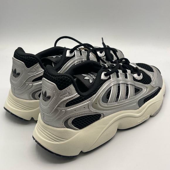 Adidas Ozmillen men’s Shoes - Picture 6 of 8